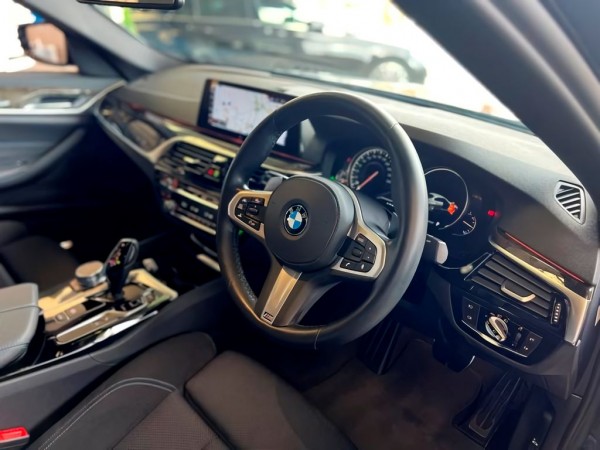 BMW 5-Series