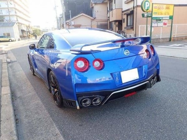 Nissan GT-R