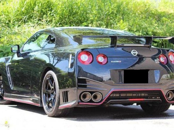 Nissan GT-R