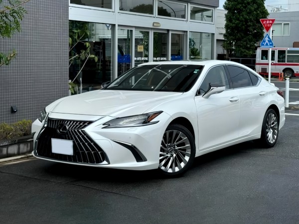 Lexus ES300h