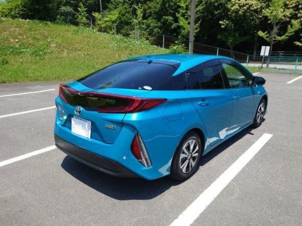 Toyota Prius PHV