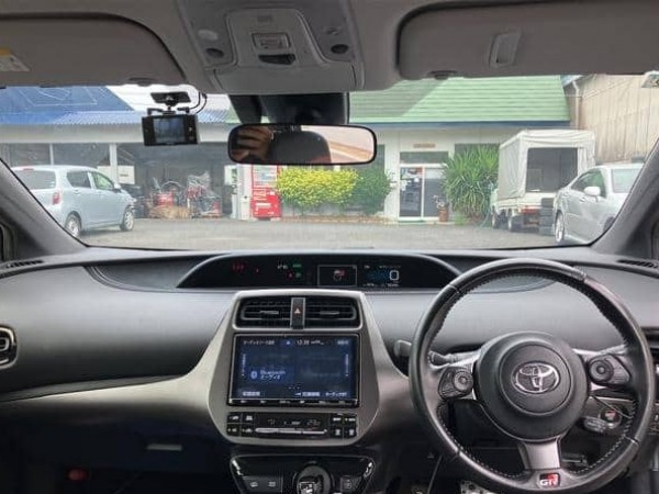 Toyota Prius PHV