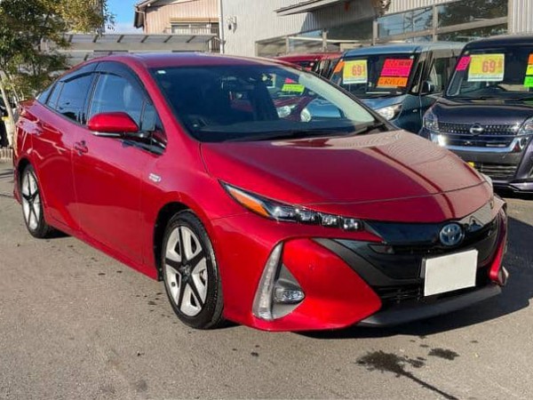 Toyota Prius PHV