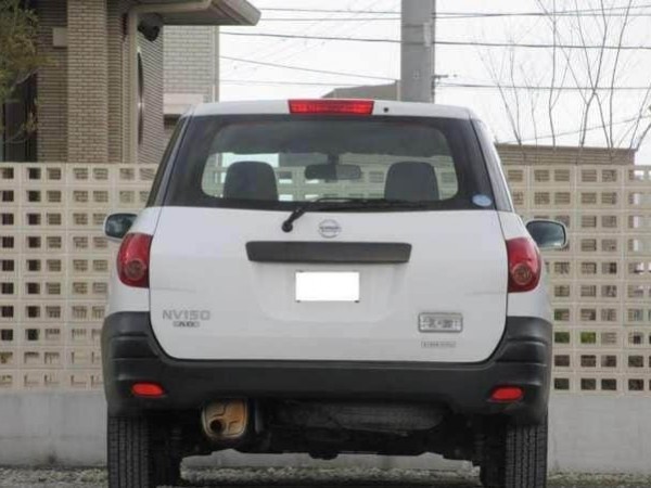 Nissan AD