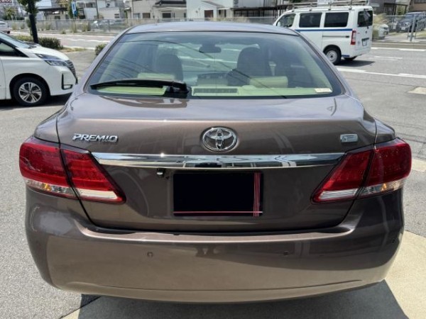 Toyota Premio