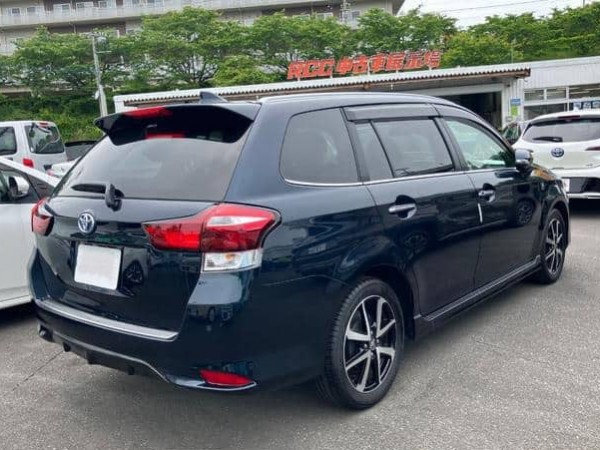 Toyota Corolla Fielder
