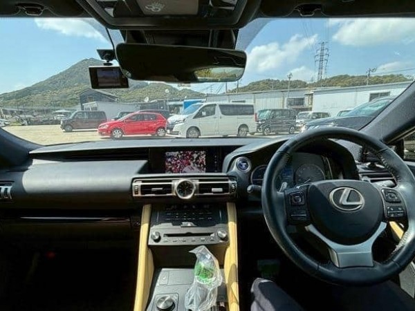 Lexus RC300h