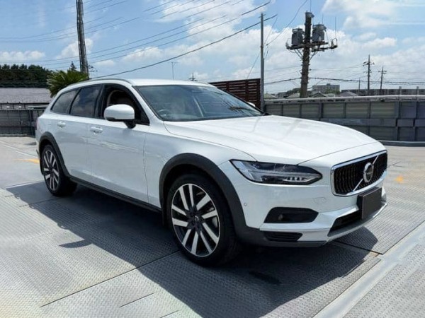 Volvo V90