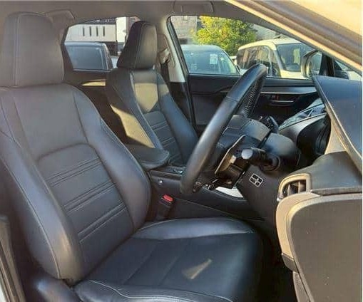 Lexus NX200t