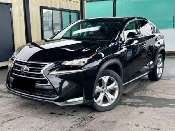 Lexus NX200t