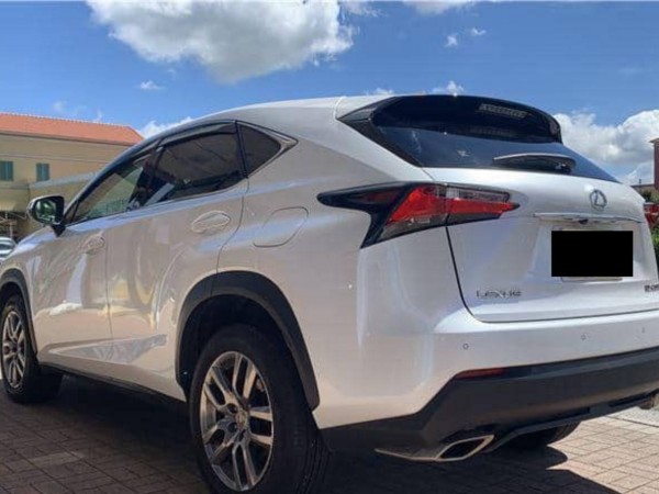 Lexus NX200t