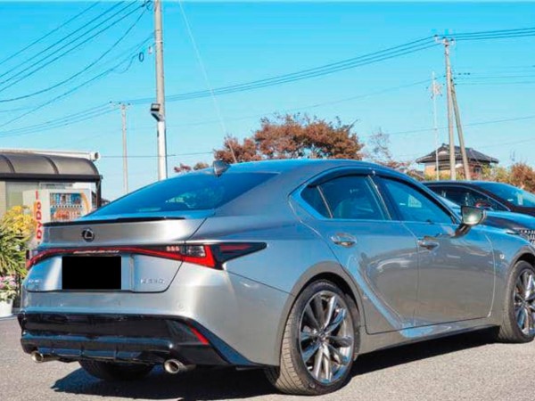 Lexus IS350