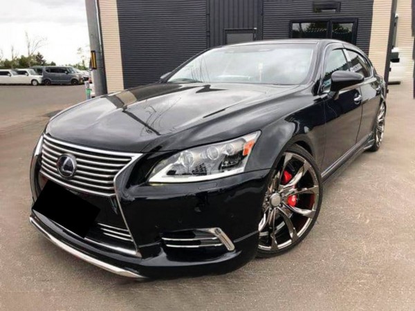 Lexus LS600hL