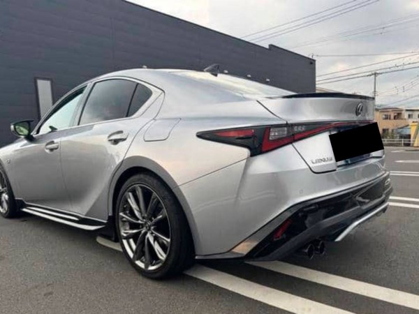 Lexus IS300