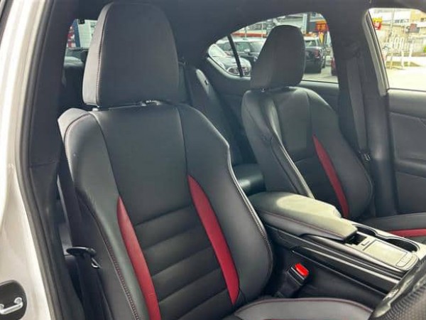 Lexus IS300