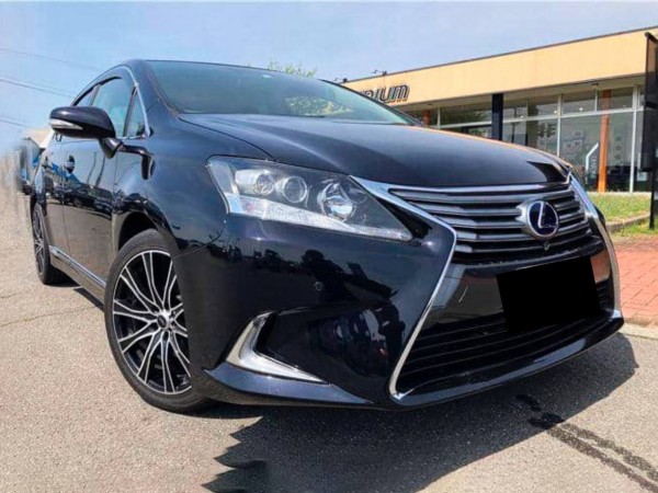 Lexus HS250h