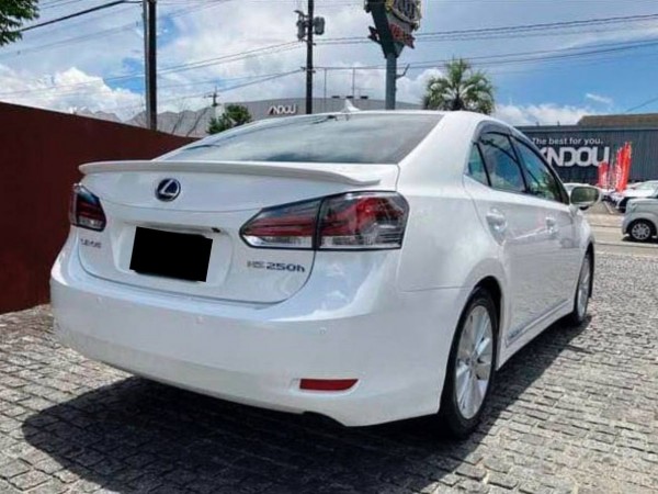 Lexus HS250h
