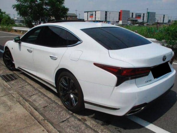 Lexus LS500
