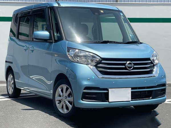 Nissan Dayz Roox
