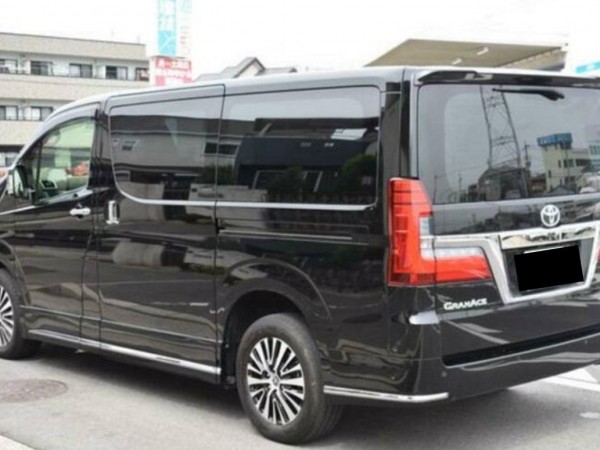 Toyota GranAce