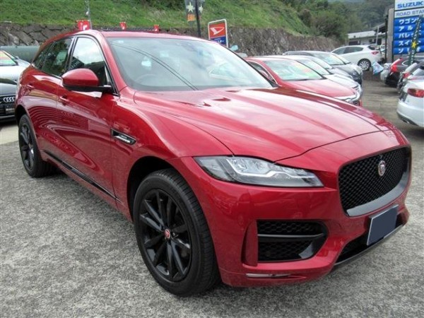Jaguar F-Pace