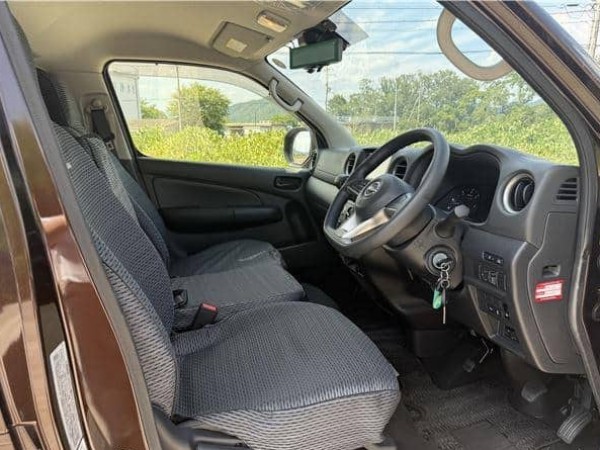 Nissan Caravan