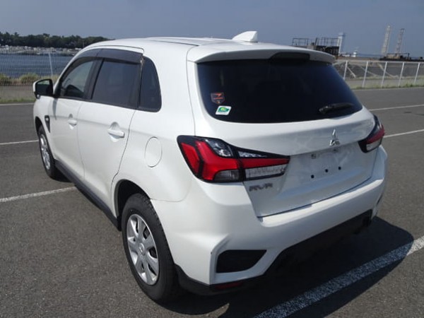 Mitsubishi RVR
