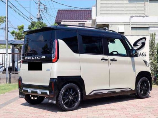 Mitsubishi Delica Mini