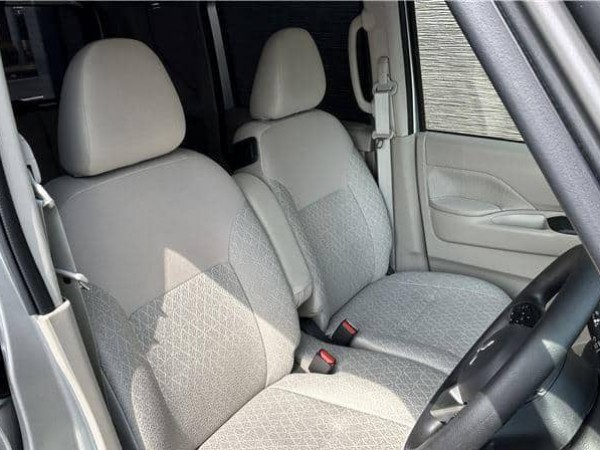 Mitsubishi eK X Space