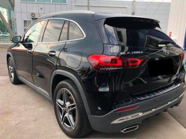 Mercedes-Benz GLA-Class