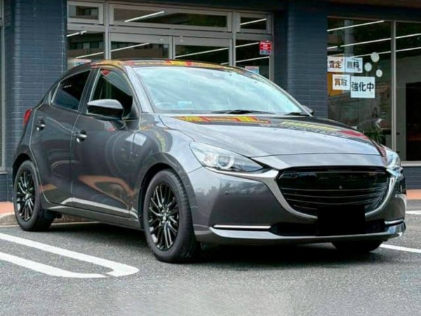 Mazda Mazda2