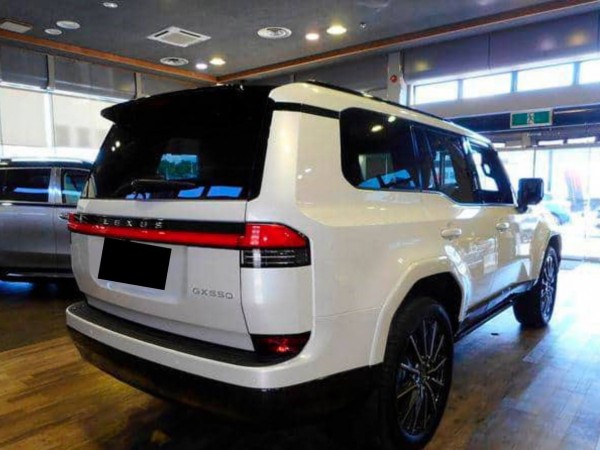 Lexus GX550
