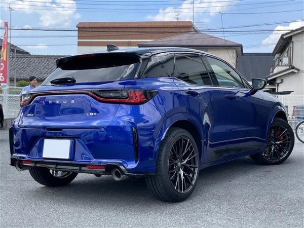 Lexus LBX