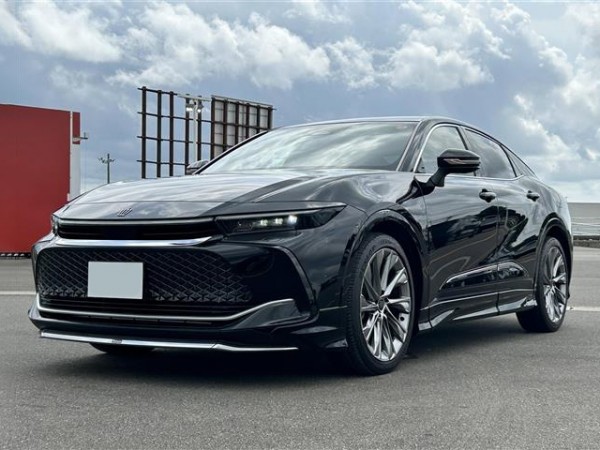 Toyota Crown Crossover