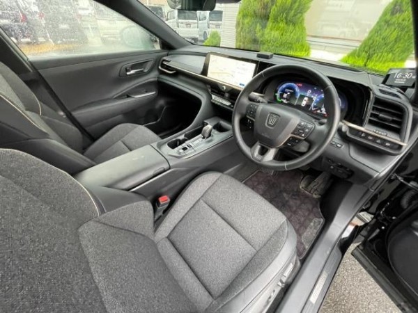 Toyota Crown Crossover