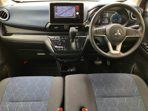 Mitsubishi eK X