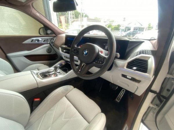 BMW XM
