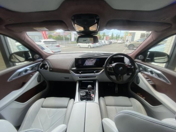 BMW XM