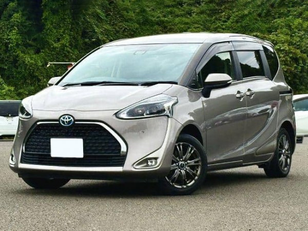 Toyota Sienta