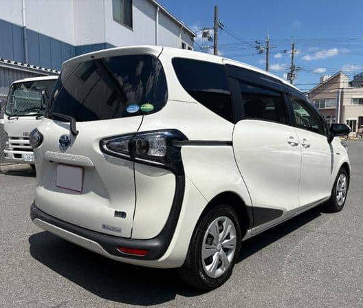 Toyota Sienta