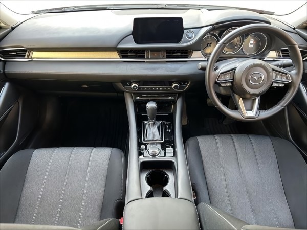 Mazda Mazda6