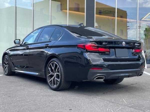 BMW 5-Series