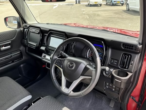 Mazda Flair Crossover