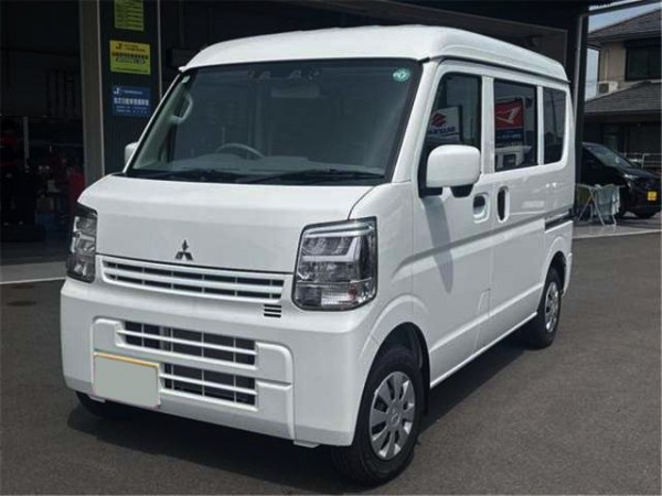 Mitsubishi Minicab