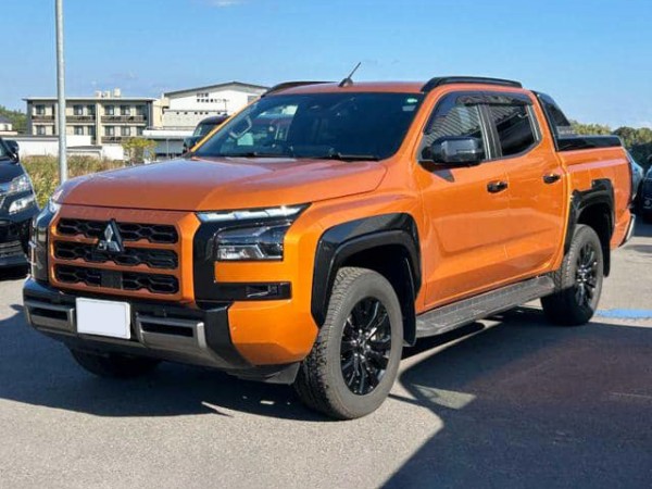Mitsubishi Triton