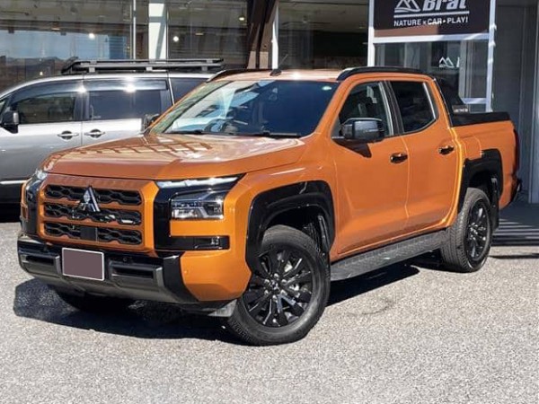 Mitsubishi Triton