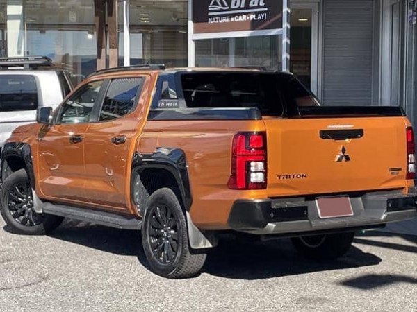 Mitsubishi Triton