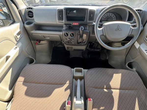 Mitsubishi Minicab