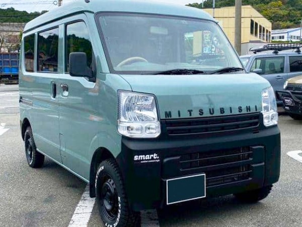 Mitsubishi Minicab