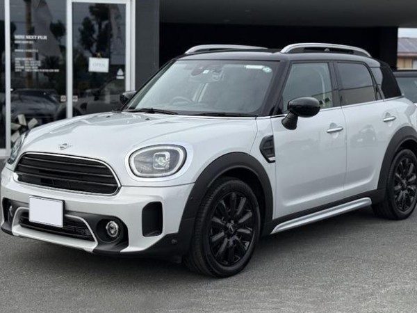 MINI Crossover